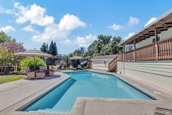 Luxury 5BR Home | Pool Hot Tub | Near Dwntwn Napa