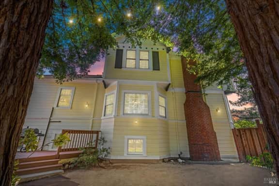 Luxury 5BR Home | Pool Hot Tub | Near Dwntwn Napa