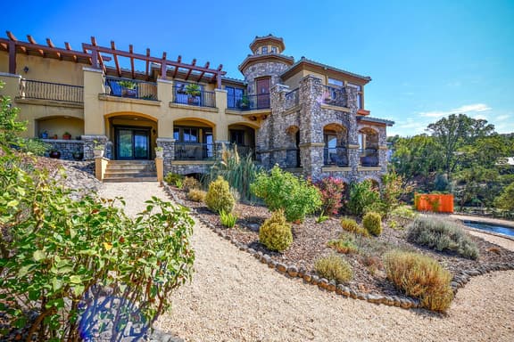 Luxury Napa Estate w/ Views | Pool