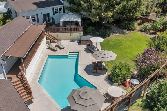 Luxury 5BR Home | Pool Hot Tub | Near Dwntwn Napa